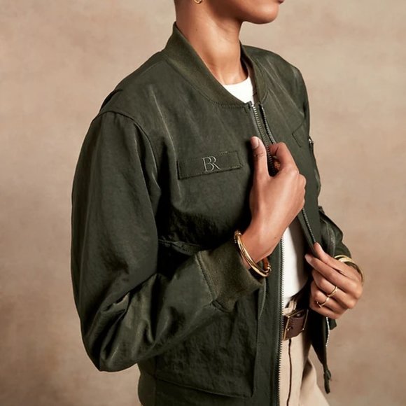 Banana Republic Women's Bomber Jacket size S Earth Green - Picture 5 of 5